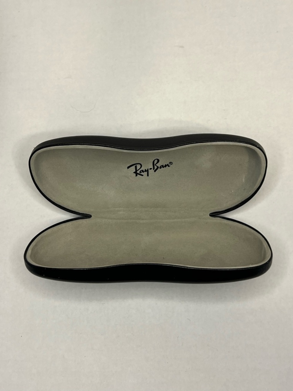 Hard shell Ray-Ban‎ sunglasses case